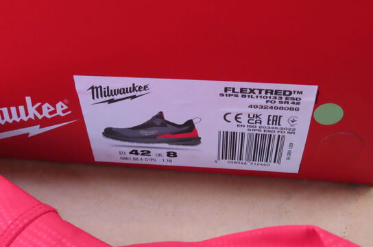 Palle med diverse MILWAUKEE udstyr