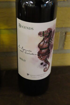 Diverse flasker alkohol, mixer, øl, m.v.