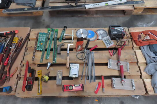 Palle med diverse håndværktøj