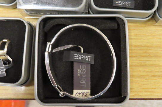 Stort parti diverse smykker ESPRIT