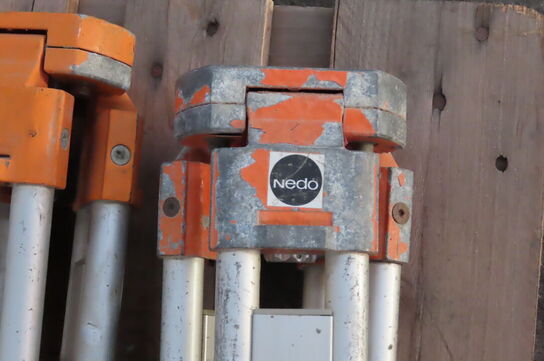 3 stk. Stativer til nivilleringsapparat