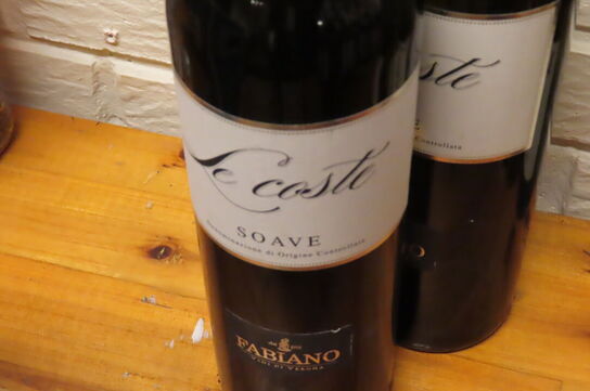 Diverse flasker alkohol, mixer, øl, m.v.