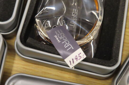 Stort parti diverse smykker ESPRIT