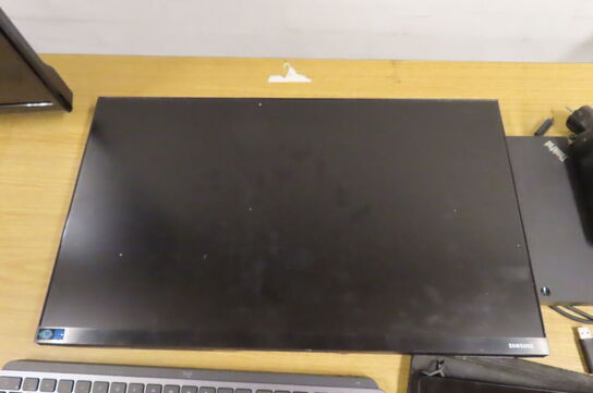 Tastatur, computerskærm, dock, m.v.