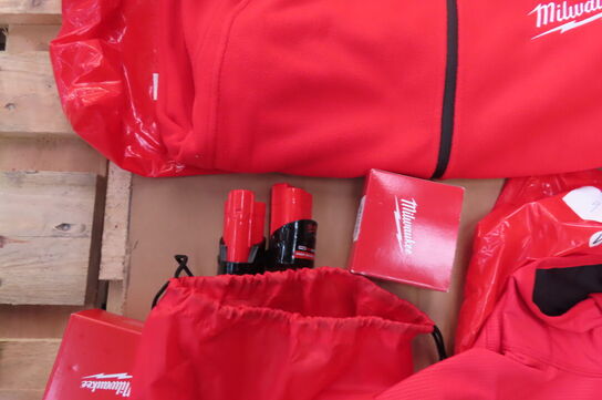 Palle med diverse MILWAUKEE udstyr