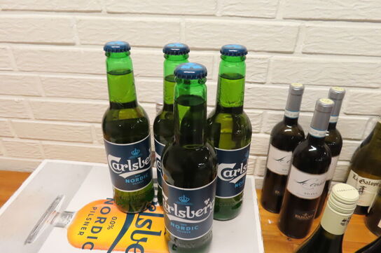 Diverse flasker alkohol, mixer, øl, m.v.