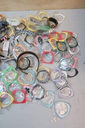 Øreringe, armbånd m.m.