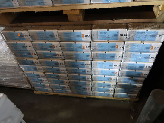 Gulv 45 pakker BOEN eg mat lak (se beskrivelse)