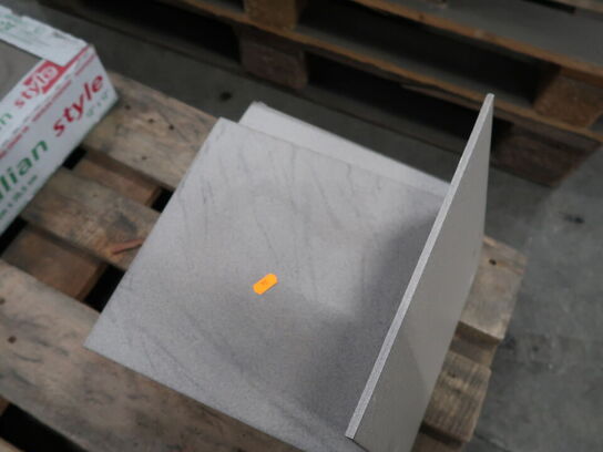 Diverse overskuds klinker og skiffer (se beskrivelse)