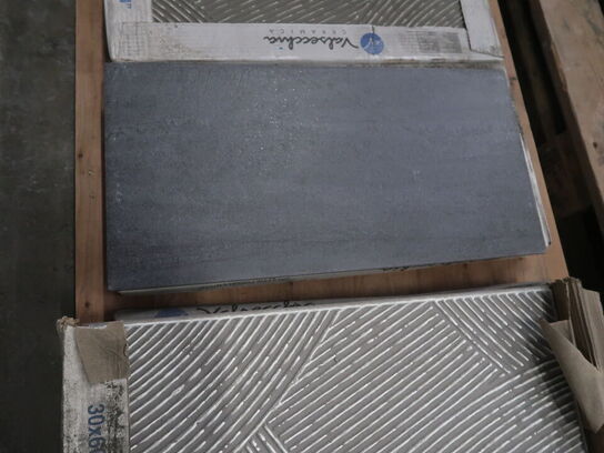 Diverse overskuds klinker og skiffer (se beskrivelse)