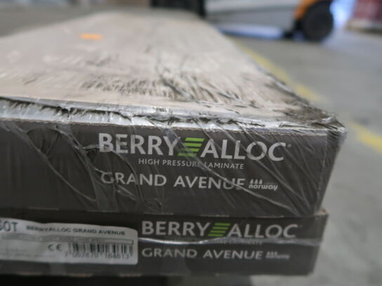 Gulv 4 pakker BERRY ALLOC Grand Avenue