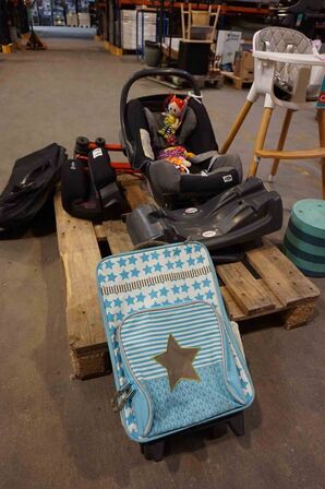 Diverse børneudstyr (MOMSFRI) 