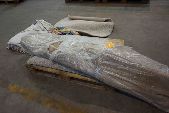 Diverse tæpper og måtter (MOMSFRI) 