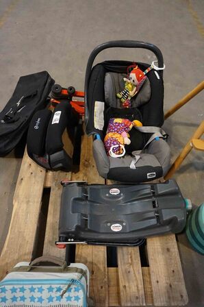 Diverse børneudstyr (MOMSFRI) 