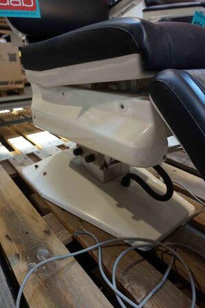 Behandlerstol 230V (MOMSFRI) 