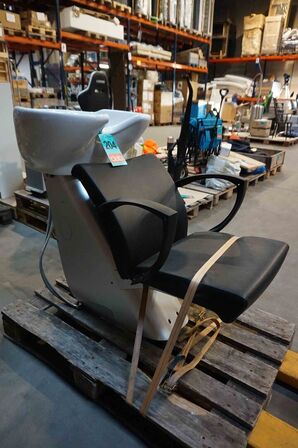 Vaskestol med porcelænsvask (MOMSFRI)