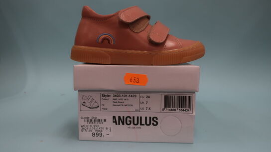 Sko ANGULUS - str. 24