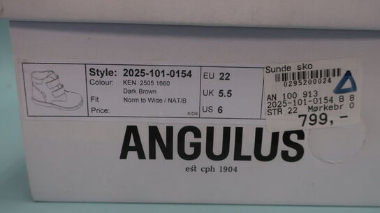 Sko ANGULUS - str. 22
