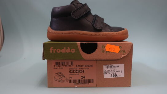 Sko FRODDO - str. 24