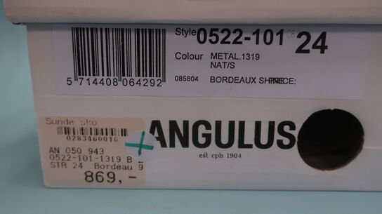 Sko ANGULUS - str. 24