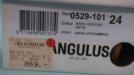 Sko ANGULUS - str. 24