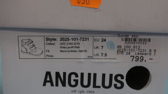 Sko ANGULUS - str. 24