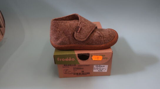 Sko FRODDO - str. 26