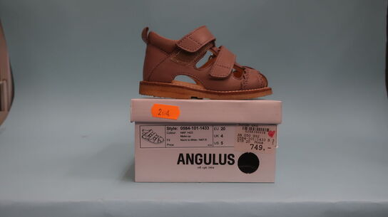 Sko ANGULUS - str. 20