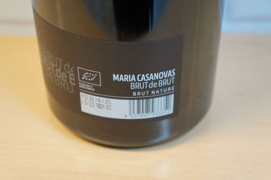 2 fl. SPARKLING MARIA CASANOVAS