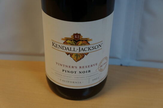 1 fl. PINOT NOIR KENDALL-JACKSON 2022