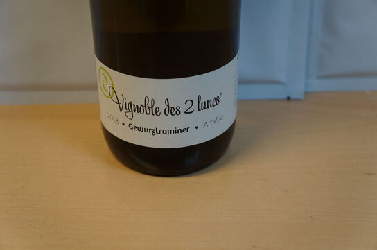 2 fl.  VIGNOBLE DE 2 LUNES  GEWURTZTRAMINER 2018