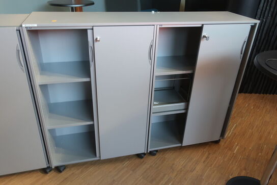 4 stk. skabe EFG med 1 topplader 
