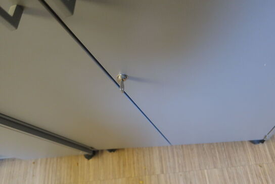 4 stk. skabe EFG med 2 topplader 