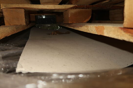 Palle med div. Papkasser m.m.