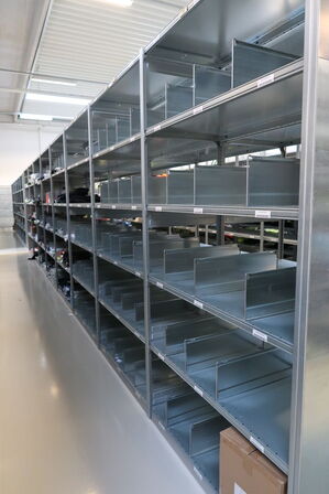 8 fag lagerreoler BITO SV 400 uden indhold