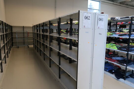 14 stk. lagerreoler uden indhold