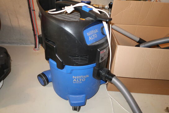 Støvsuger NILFISK Alto Attix 30 samt div. Rengøringsartikler