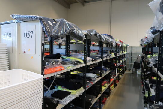 16 stk. lagerreoler uden indhold