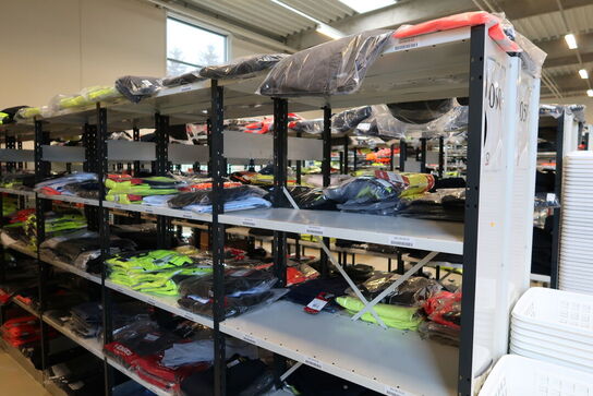 14 stk. lagerreoler uden indhold