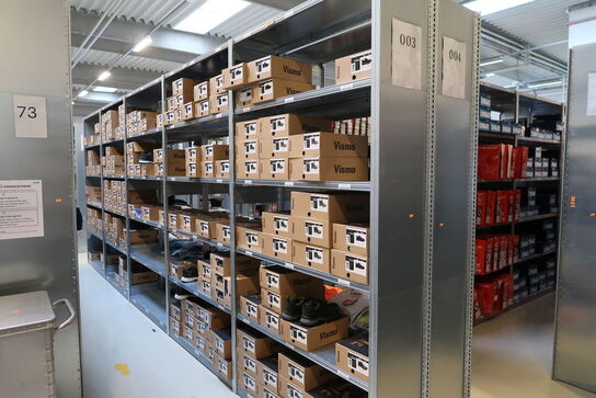 10 fag lagerreoler BITO SV 400 uden indhold