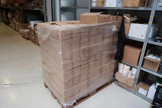 Palle med klare affaldssække 