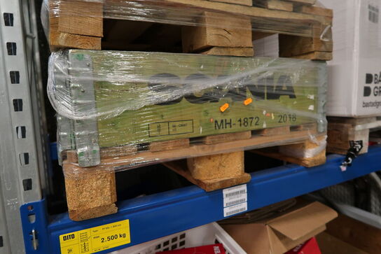 Palle med div. Papkasser m.m.