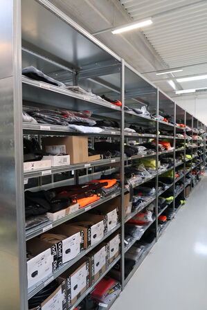 8 fag lagerreoler BITO SV 400 uden indhold