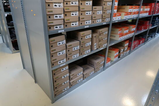 8 fag lagerreoler BITO SV 400 uden indhold