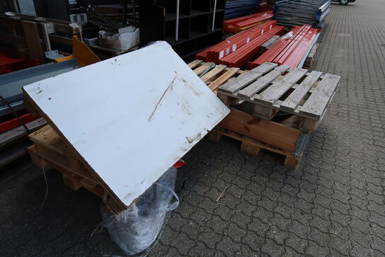 Div. paller, reol, cykel, kaffemaskine JDE samt dele til tøjstativer (alt skal medtages fra beskrivelsen)(pallereoler medfølger ikke)