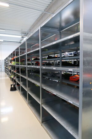 8 fag lagerreoler BITO SV 400 uden indhold