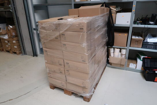 Palle med klare affaldssække 