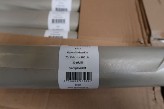 Palle med klare affaldssække 