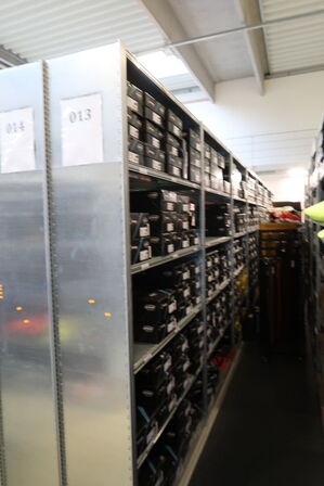 8 fag lagerreoler BITO SV 400 uden indhold