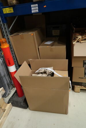 Palle med aftørringspapir samt håndsprit